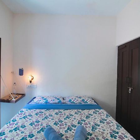 Hostel Calaila Varkala Exteriör bild
