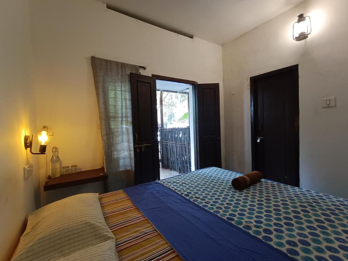 Hostel Calaila Varkala Exteriör bild
