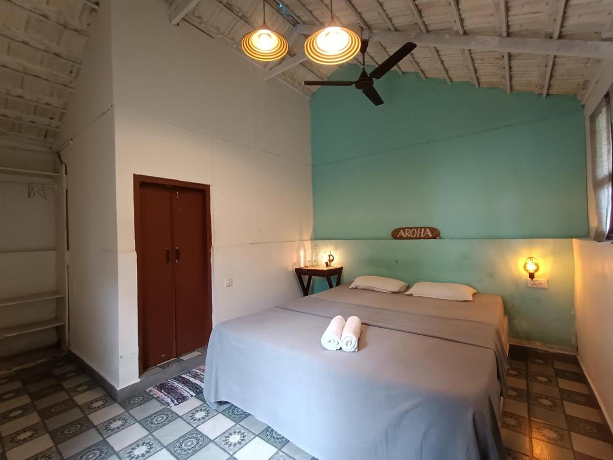 Hostel Calaila Varkala Exteriör bild