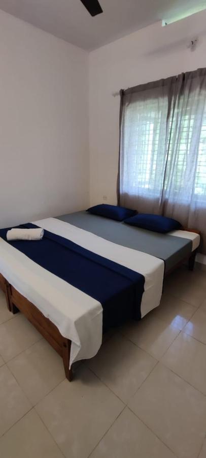 Hostel Calaila Varkala Exteriör bild