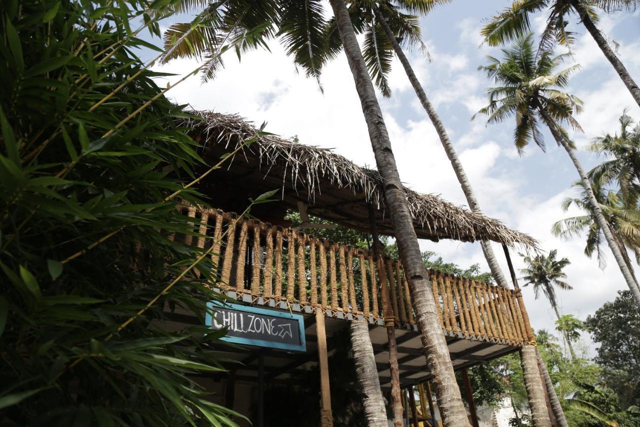 Hostel Calaila Varkala Exteriör bild